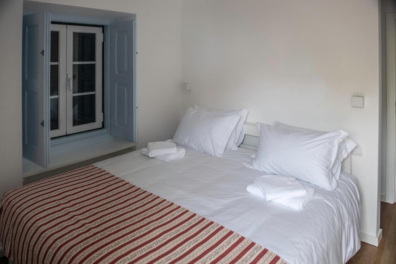 Casa Flamingo Hotell Foz do Arelho Rum bild